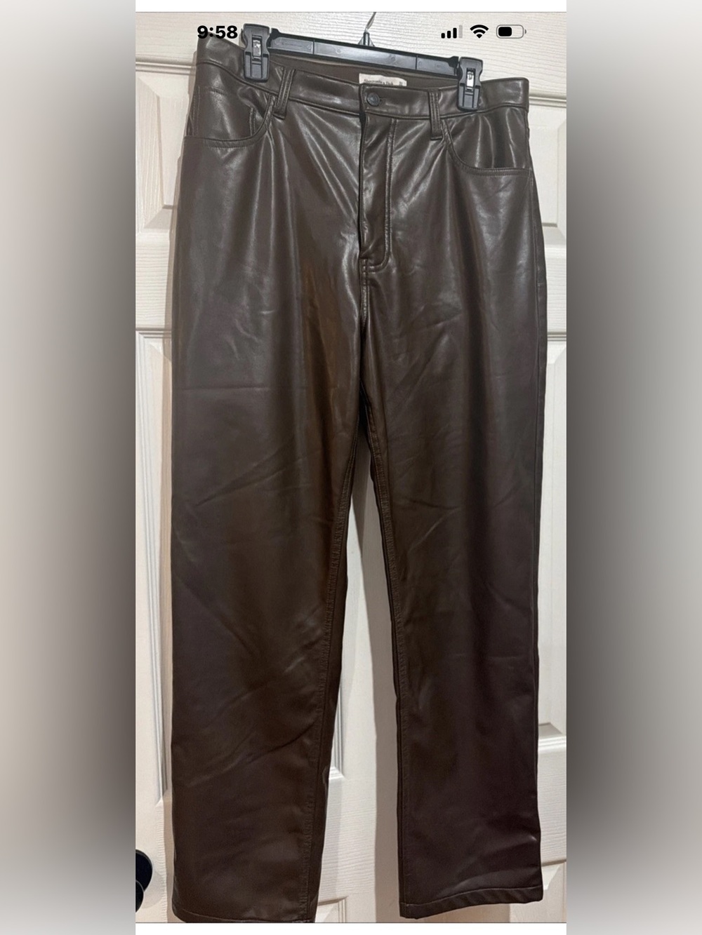 Abercrombie & Fitch Women’s Brown Faux Leather pants. High Rise. 32/14